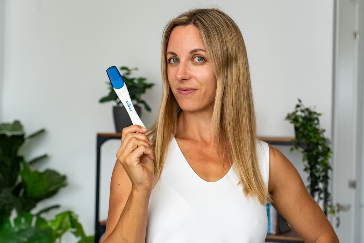 Melissa Schemionek working with a client in a coaching session
